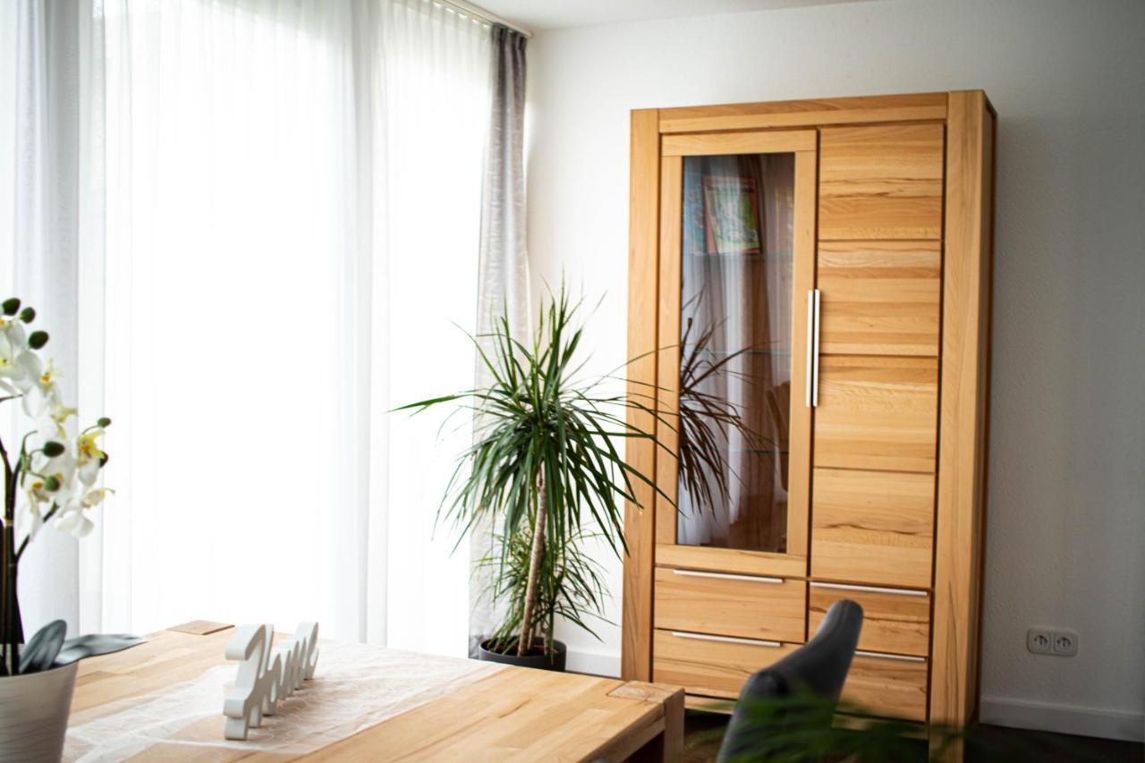 Ferienwohnung Am Schlosspark Ebersdorf  Buitenkant foto
